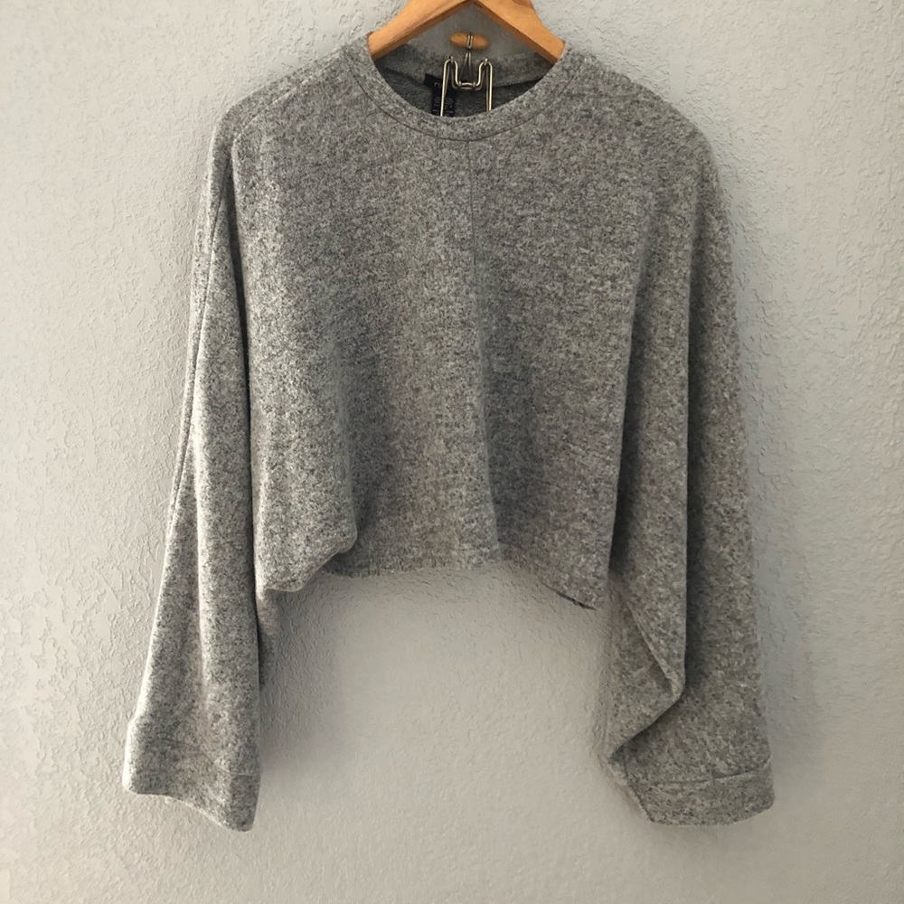 Cropped Sweater💛